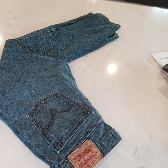 Levis jeans, low boot cut 527, W34 L32 - Picture 3 of 4